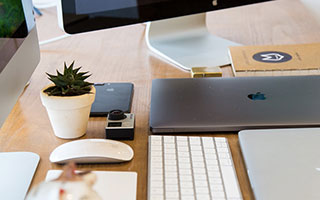 配资实盘委托:香港股票配资公司-南向资金年度净买入额超1万亿港元 刷新历史纪录